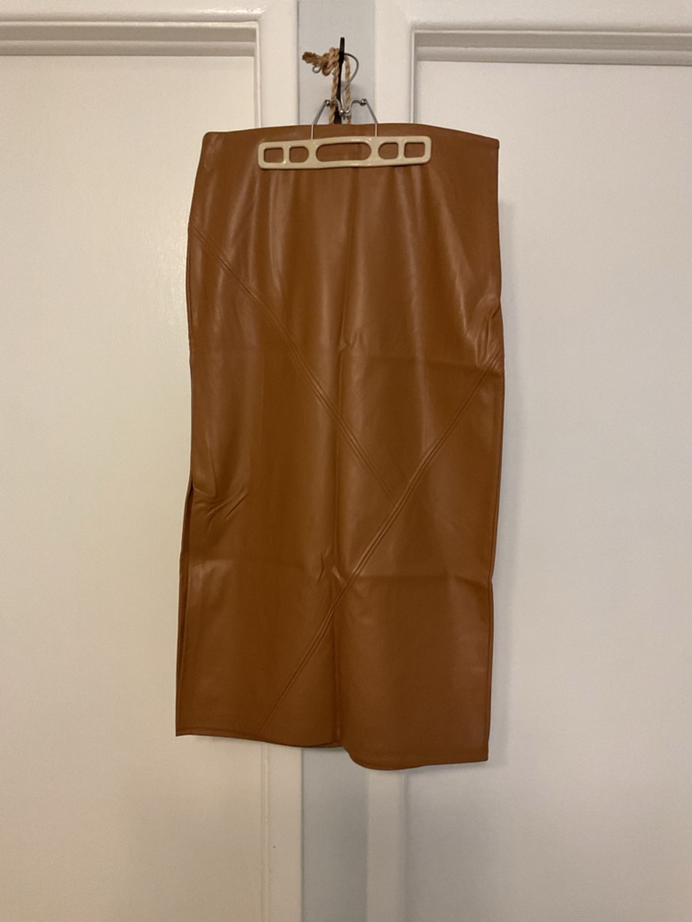 NWT Hem and Thread Faux Leather Midi Skirt with side slit in Tan large
